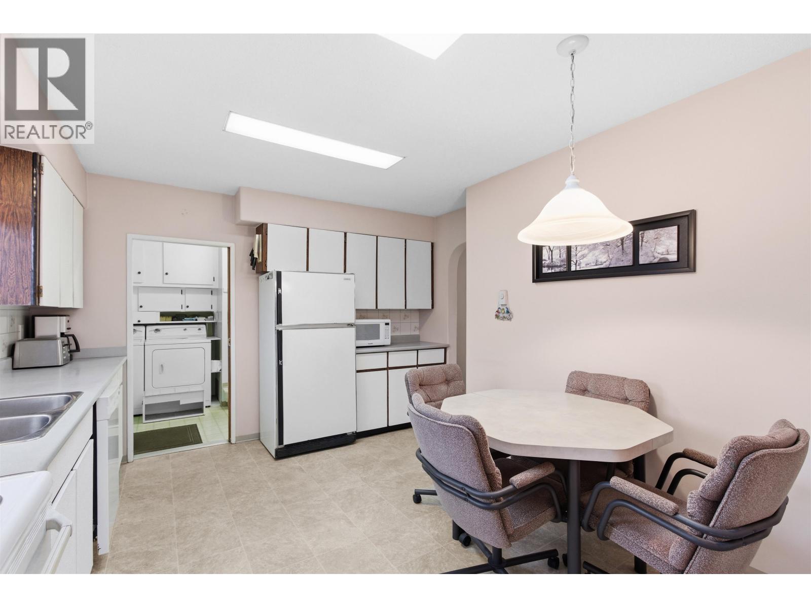 22641 Brown Avenue, Maple Ridge, British Columbia  V2X 3R6 - Photo 10 - R3098899