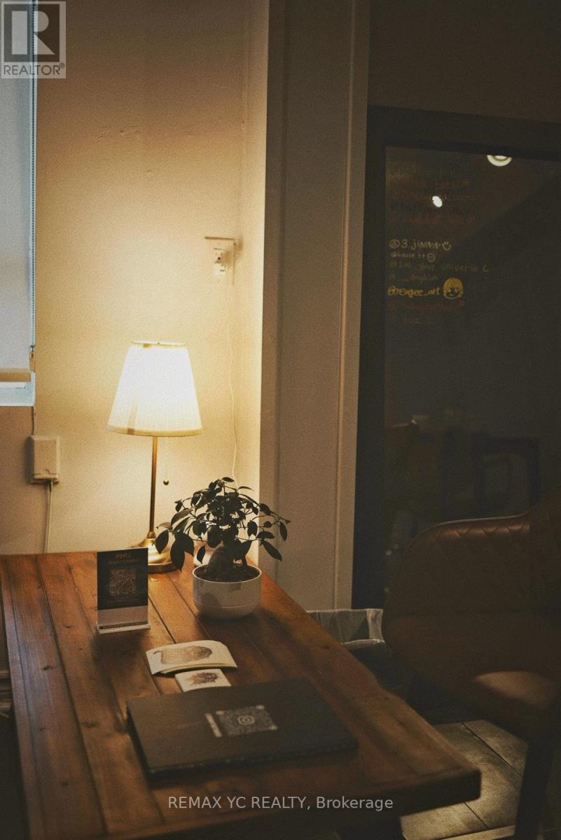 3334 A Yonge Street, Toronto, Ontario  M4N 2M4 - Photo 7 - C12870978