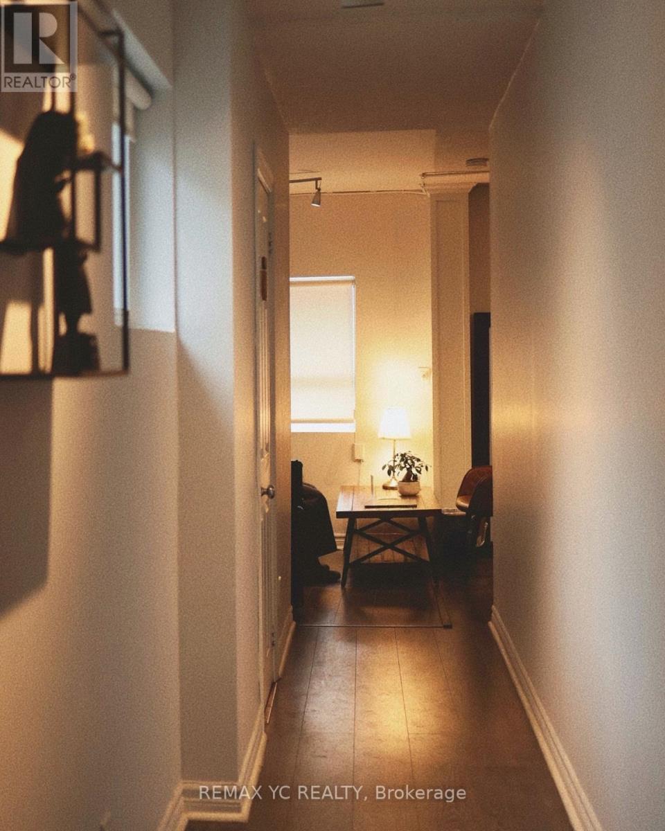 3334 A Yonge Street, Toronto, Ontario  M4N 2M4 - Photo 3 - C12870978