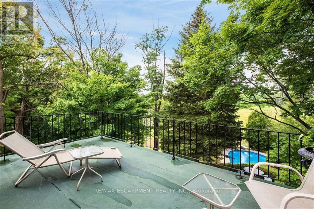 345 Mountain Brow Road, Hamilton, Ontario  L0R 2H7 - Photo 5 - X12873246