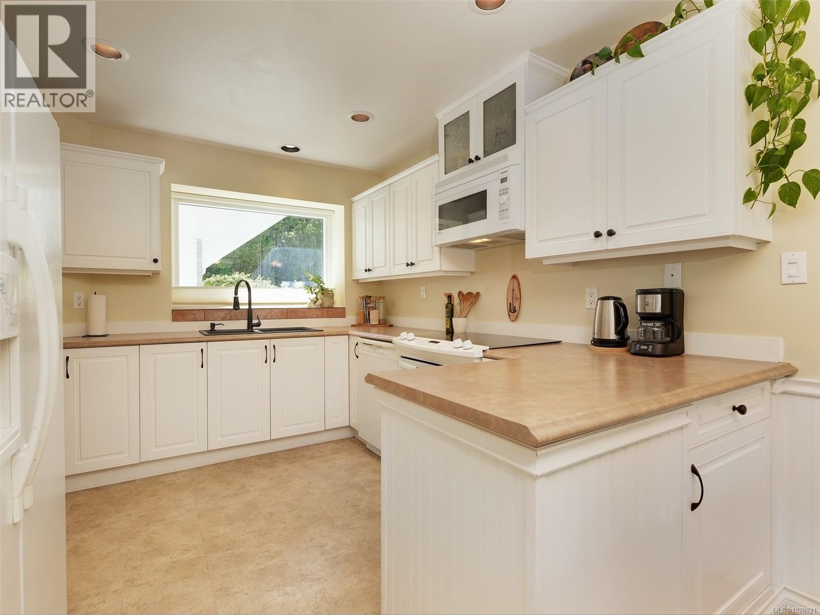 3528 Arbutus Dr S, Cobble Hill, British Columbia  V8H 0K8 - Photo 13 - 1028021