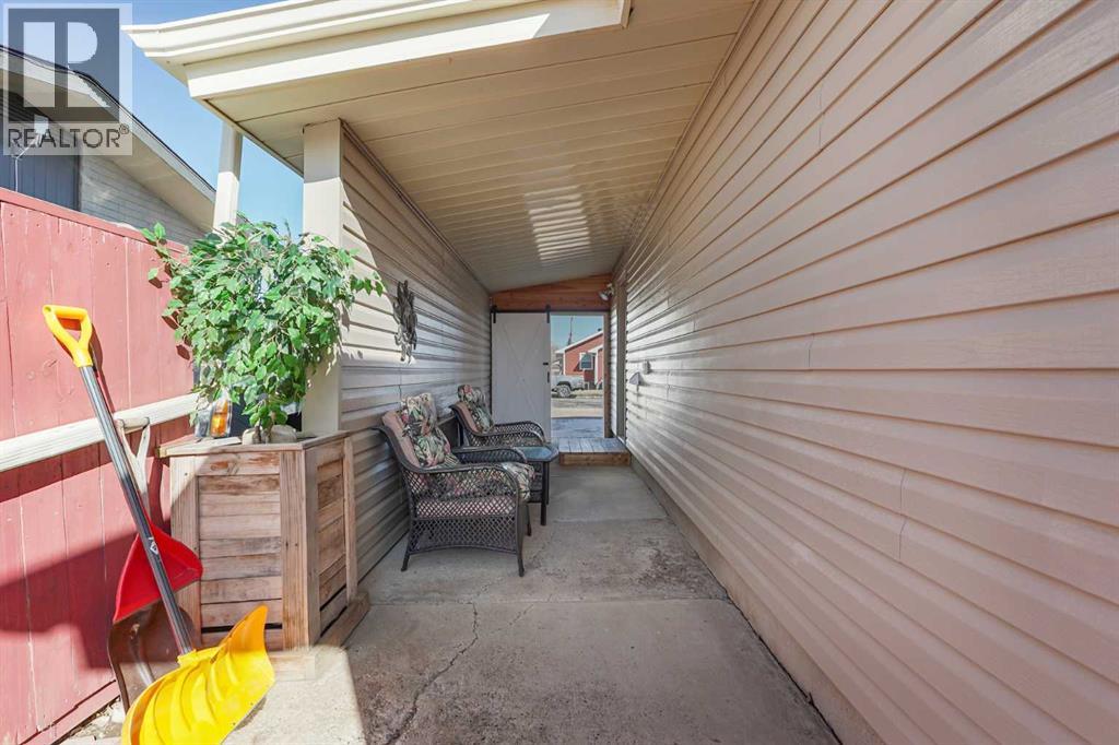 119 8 Avenue E, Bow Island, Alberta  T0K 0G0 - Photo 26 - A2292305