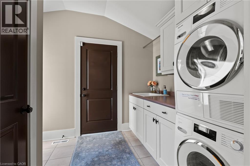 11 Colonel Cohoe Street Street, Niagara-On-The-Lake, Ontario  L0S 1J0 - Photo 14 - 40811634