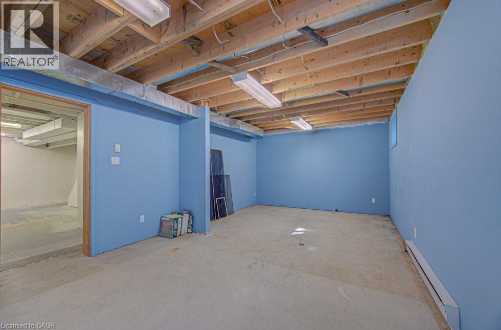 20 Rosslinn Road, Cambridge, Ontario  N1S 3K1 - Photo 36 - 40810476