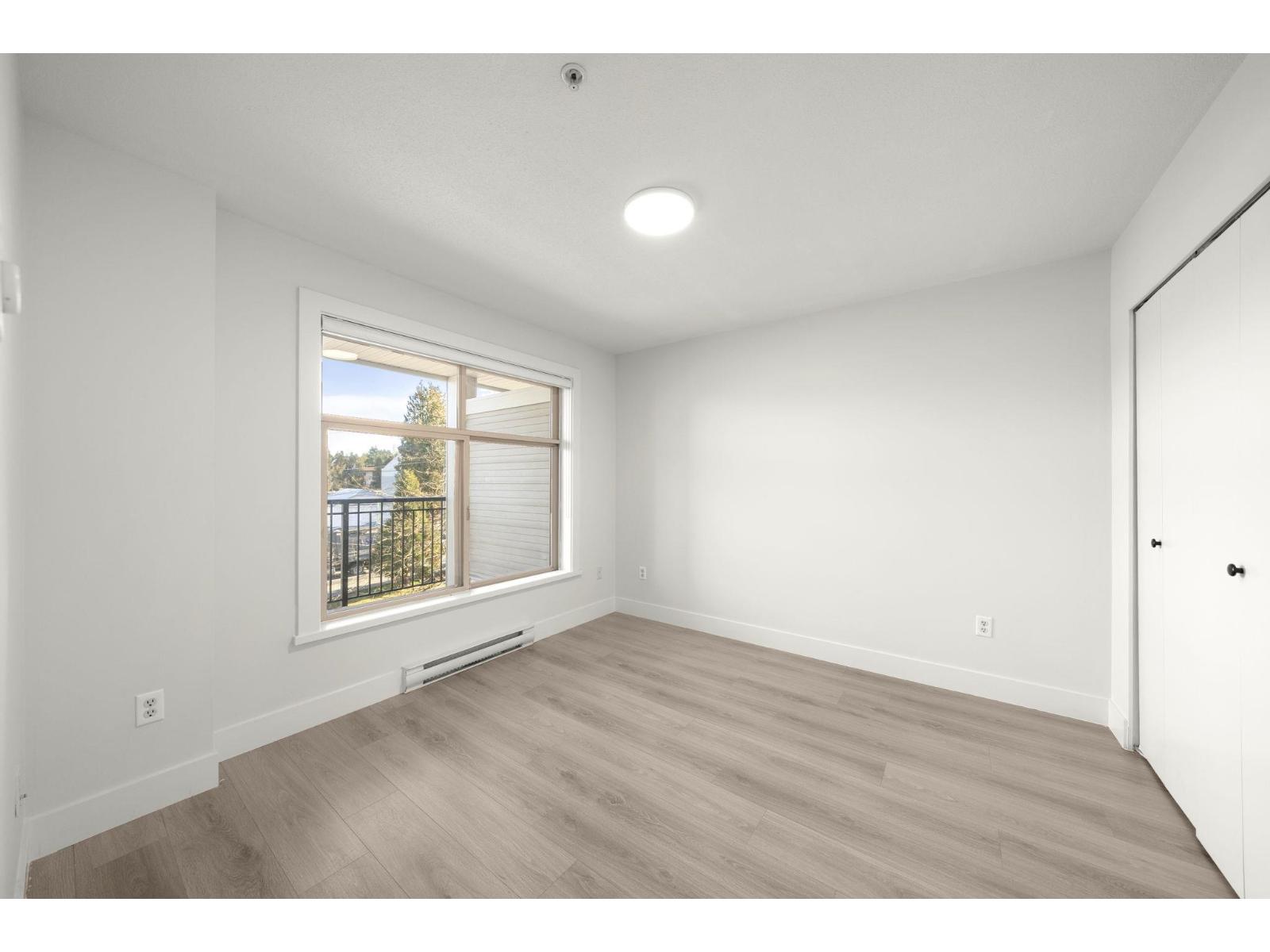 318 13555 Gateway Drive, Surrey, British Columbia  V3T 0B5 - Photo 15 - R3098825