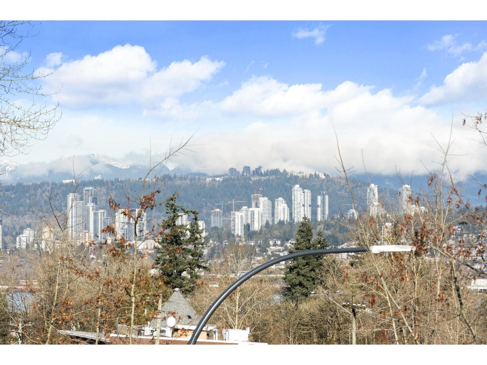 318 13555 Gateway Drive, Surrey, British Columbia  V3T 0B5 - Photo 25 - R3098825