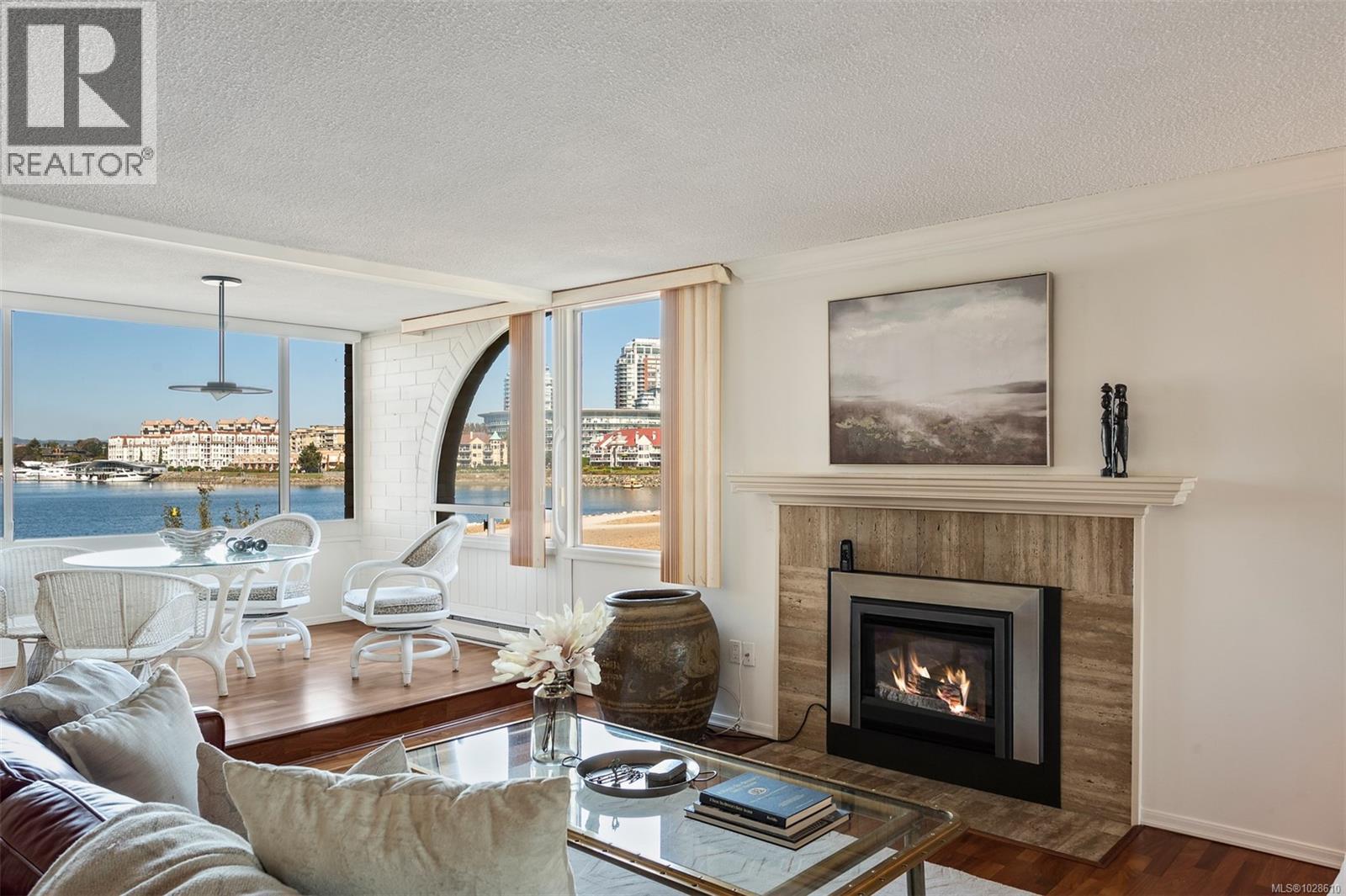 201 640 Montreal St, Victoria, British Columbia  V8V 1Z8 - Photo 6 - 1028610