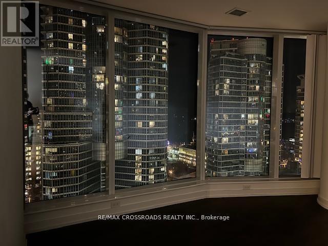 1910 - 10 York Street, Toronto, Ontario  M5J 0E1 - Photo 10 - C12873382