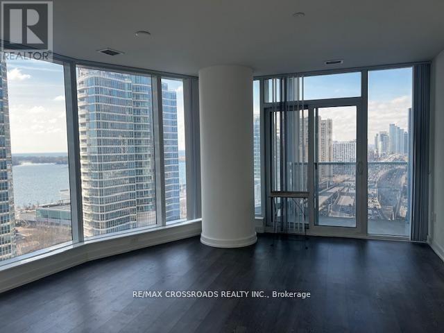 1910 - 10 York Street, Toronto, Ontario  M5J 0E1 - Photo 2 - C12873382