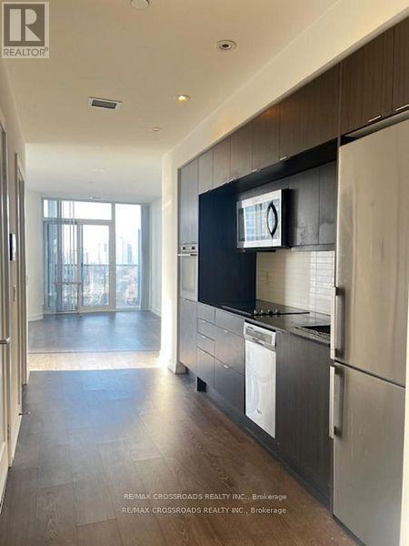 1910 - 10 York Street, Toronto, Ontario  M5J 0E1 - Photo 3 - C12873382