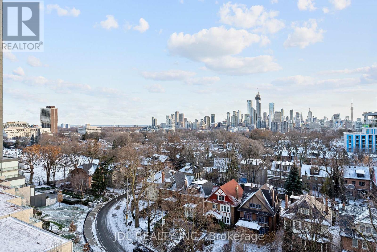 1001 - 99 Foxbar Road, Toronto, Ontario  M4V 0B2 - Photo 21 - C12873402