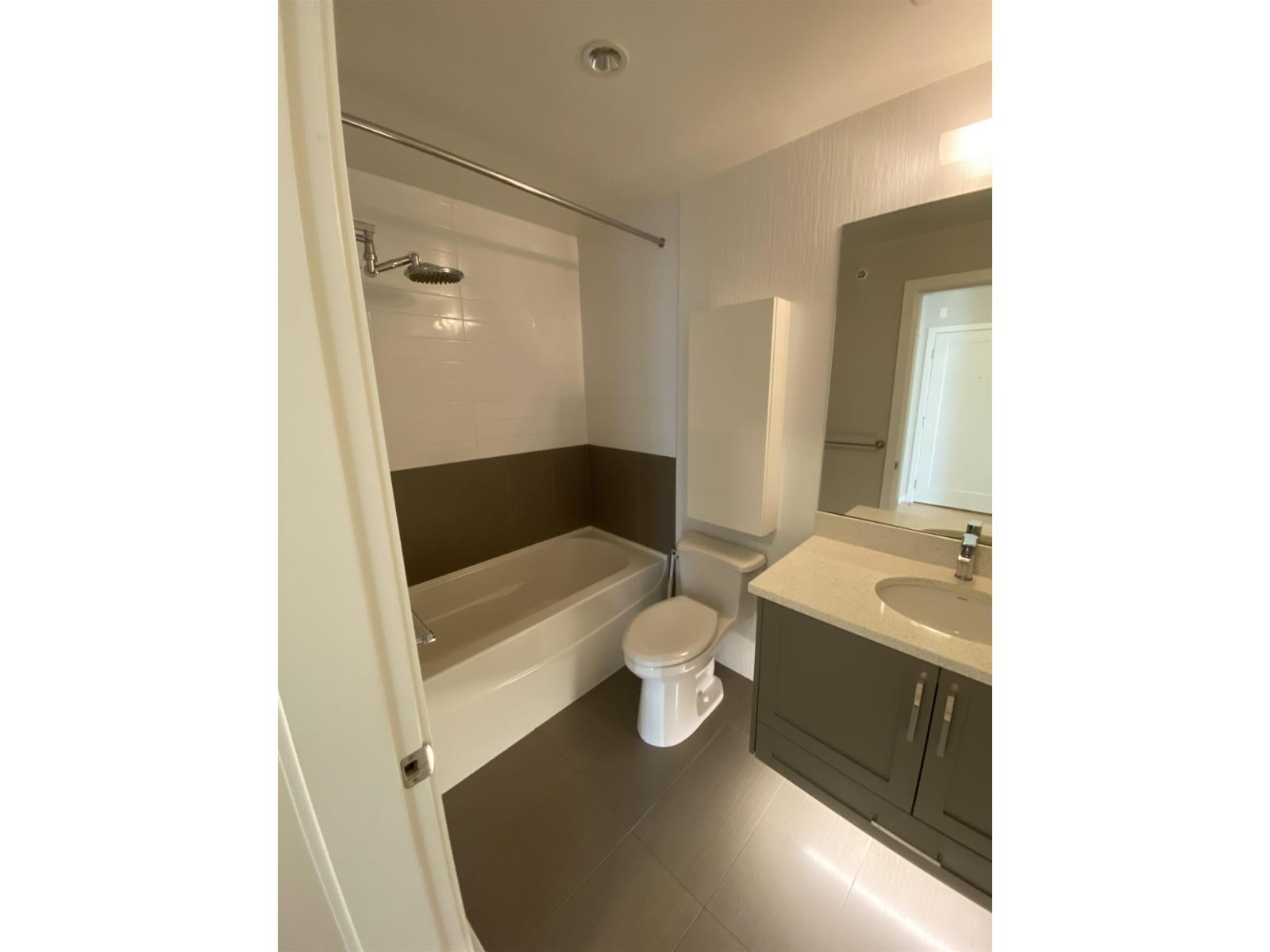 D414 20211 66 Avenue, Langley, British Columbia  V2Y 0L4 - Photo 21 - R3098935