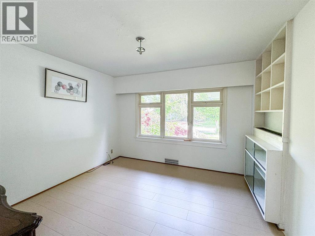 4922 Queensland Road, Vancouver, British Columbia  V6T 1G4 - Photo 11 - R3098906