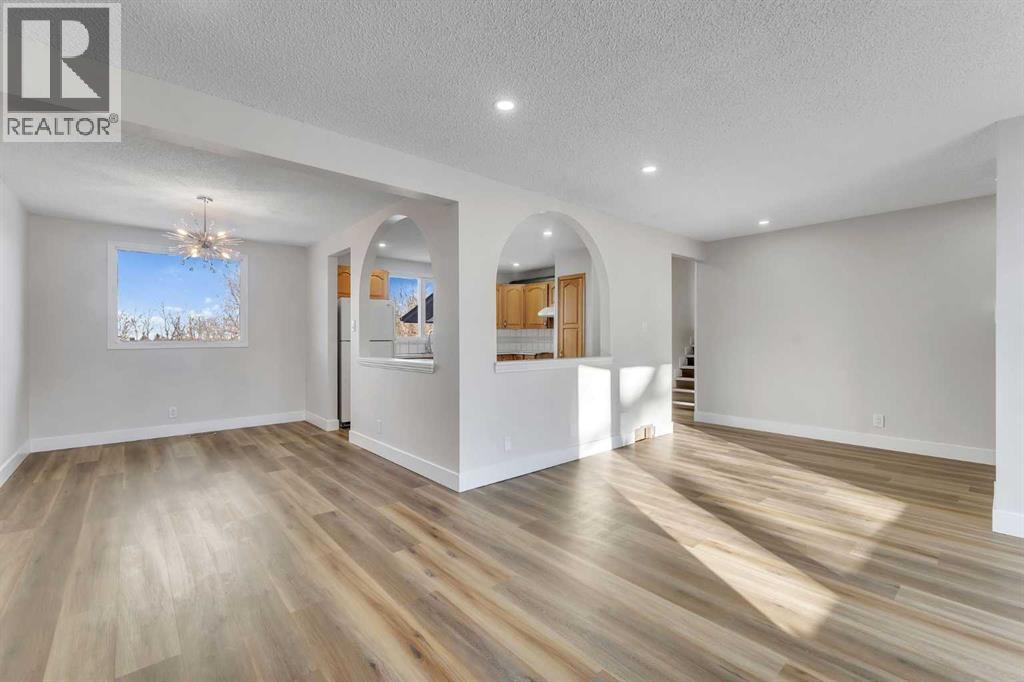 40 Pleasant Range Place, Rural Rocky View County, Alberta  T1Z 0H2 - Photo 9 - A2292579