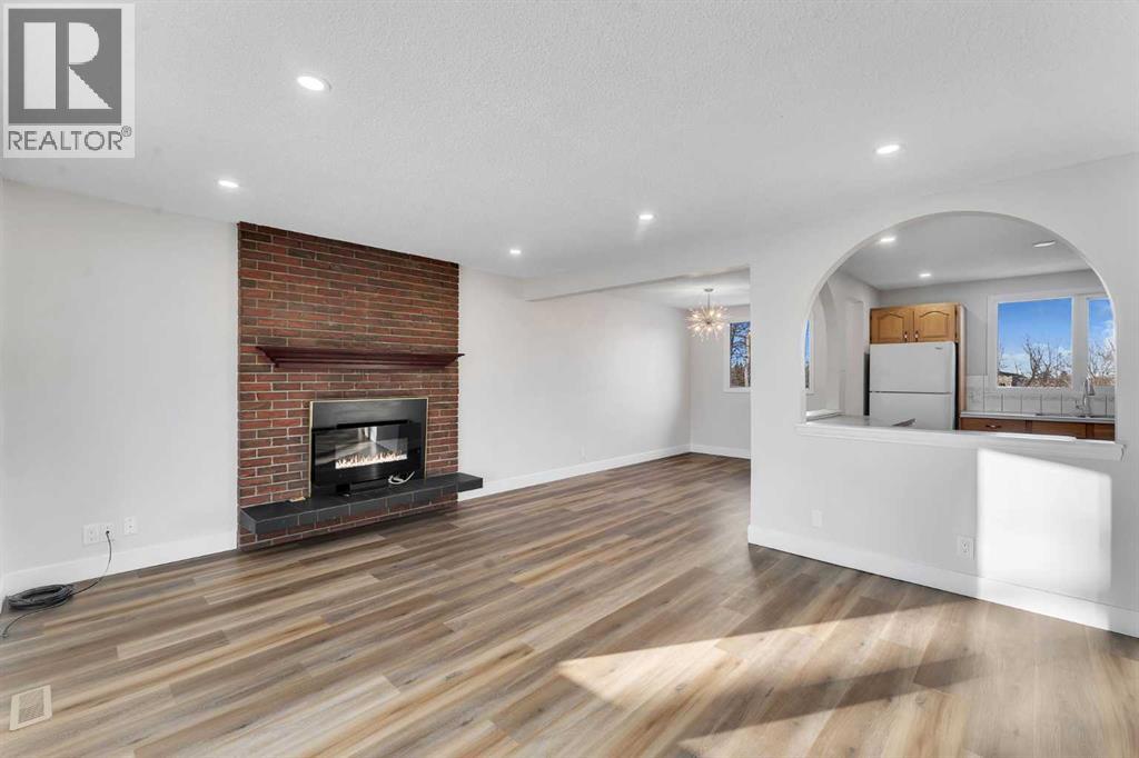 40 Pleasant Range Place, Rural Rocky View County, Alberta  T1Z 0H2 - Photo 7 - A2292579