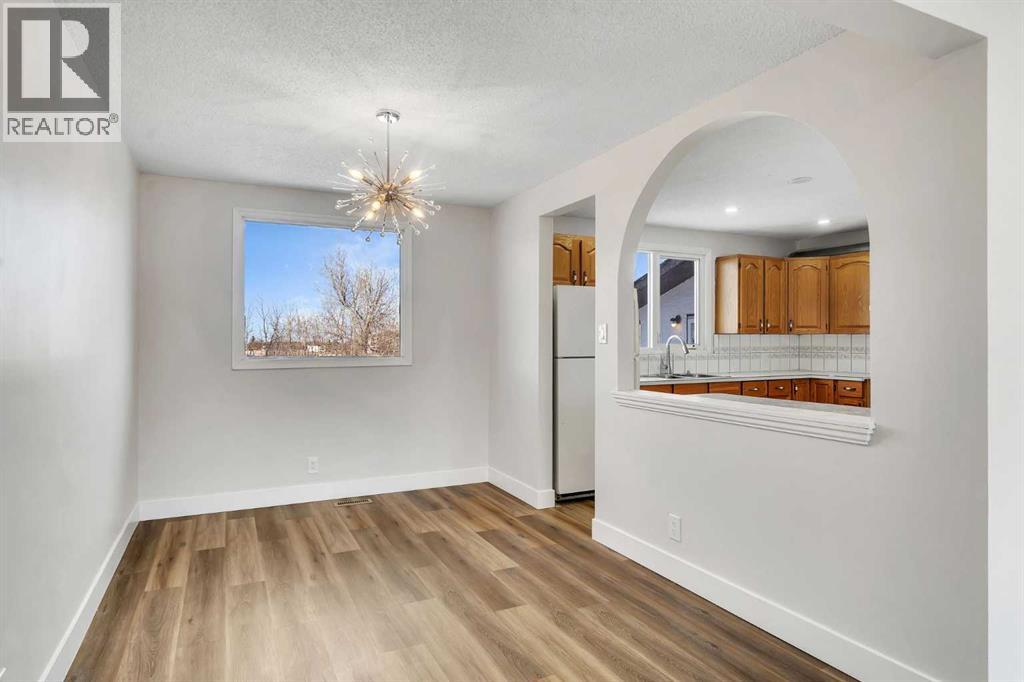 40 Pleasant Range Place, Rural Rocky View County, Alberta  T1Z 0H2 - Photo 10 - A2292579