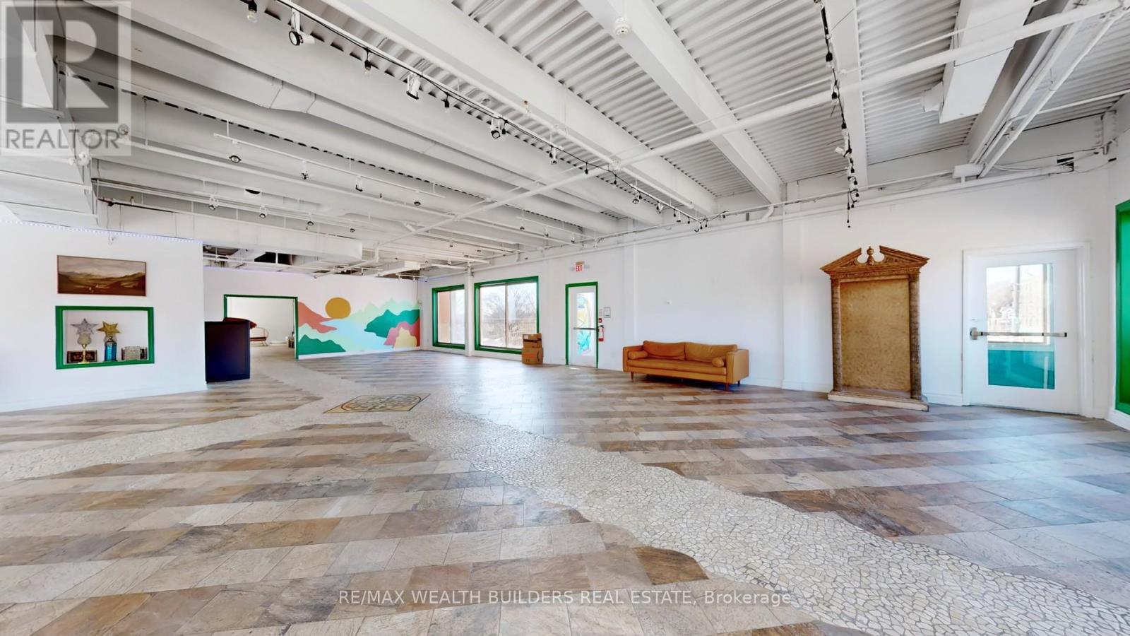 2nd Flr - 1365 Gerrard Street E, Toronto, Ontario  M4L 1Z3 - Photo 16 - E12873424