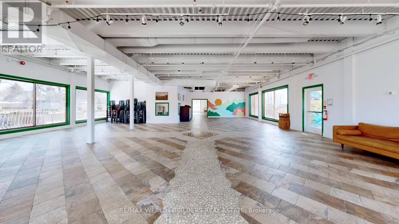 2nd Flr - 1365 Gerrard Street E, Toronto, Ontario  M4L 1Z3 - Photo 17 - E12873424