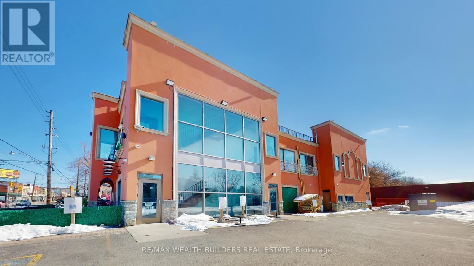 2nd Flr - 1365 Gerrard Street E, Toronto, Ontario  M4L 1Z3 - Photo 2 - E12873424