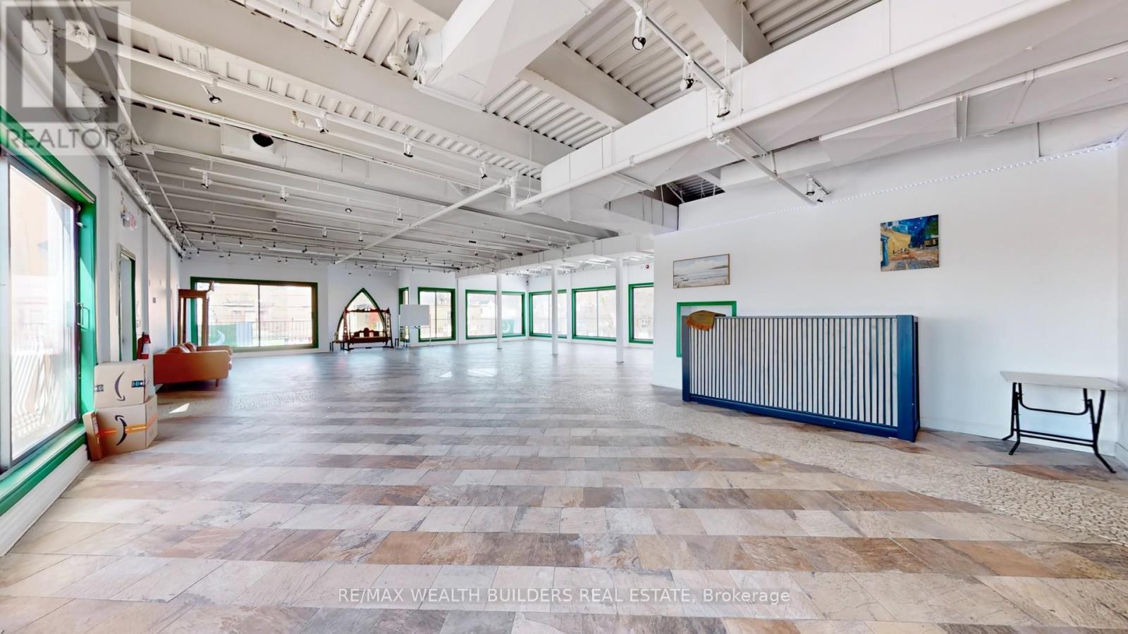 2nd Flr - 1365 Gerrard Street E, Toronto, Ontario  M4L 1Z3 - Photo 5 - E12873424