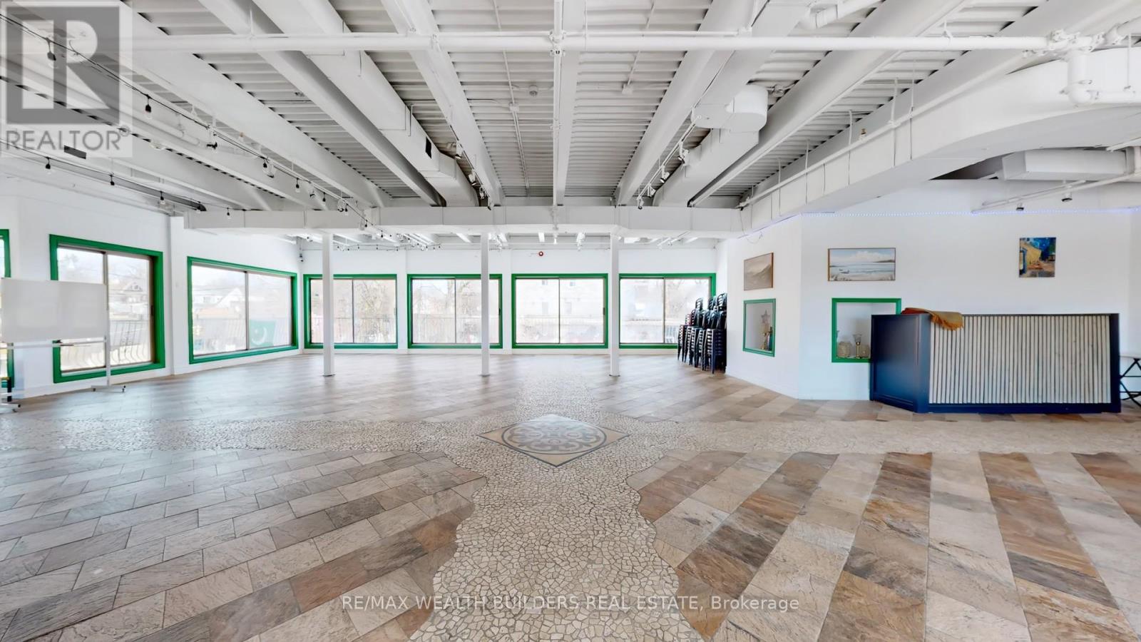 2nd Flr - 1365 Gerrard Street E, Toronto, Ontario  M4L 1Z3 - Photo 8 - E12873424