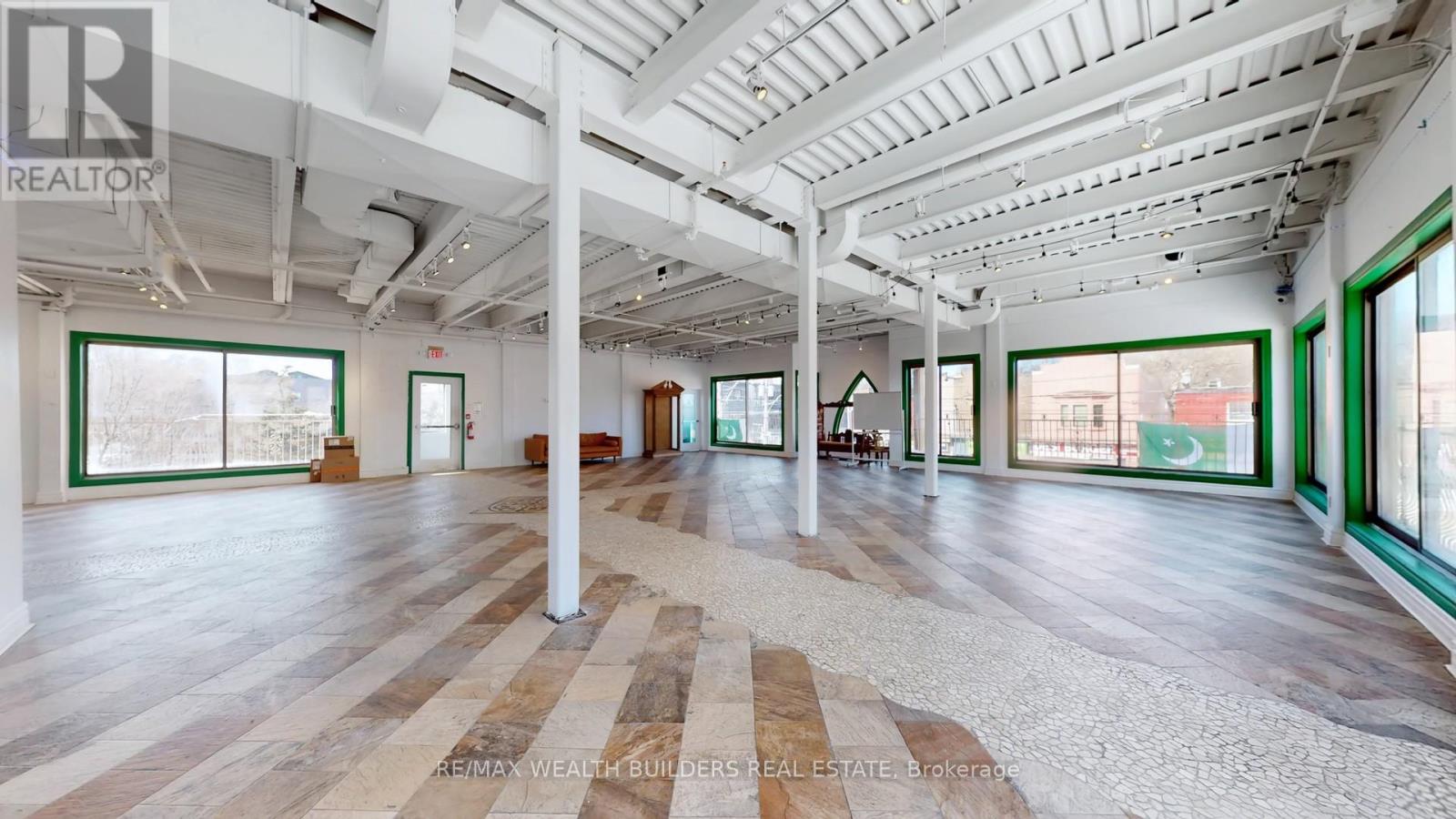 2nd Flr - 1365 Gerrard Street E, Toronto, Ontario  M4L 1Z3 - Photo 9 - E12873424