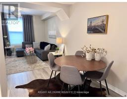 B - 469 QUEEN STREET, Newmarket, Ontario