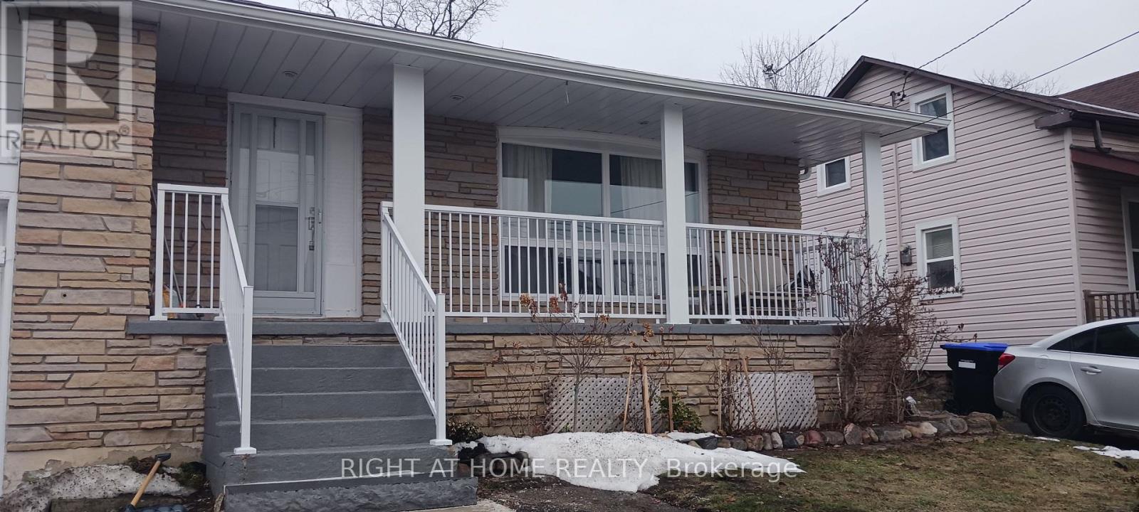 MAIN - 190 BARRIE STREET, Bradford West Gwillimbury, Ontario