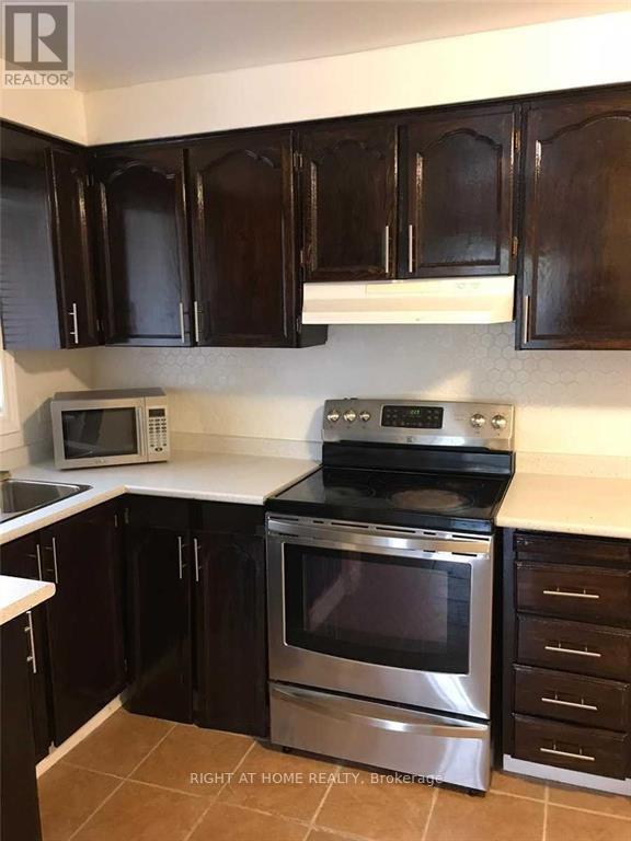 Main - 190 Barrie Street, Bradford West Gwillimbury, Ontario  L3Z 1R6 - Photo 3 - N12873342