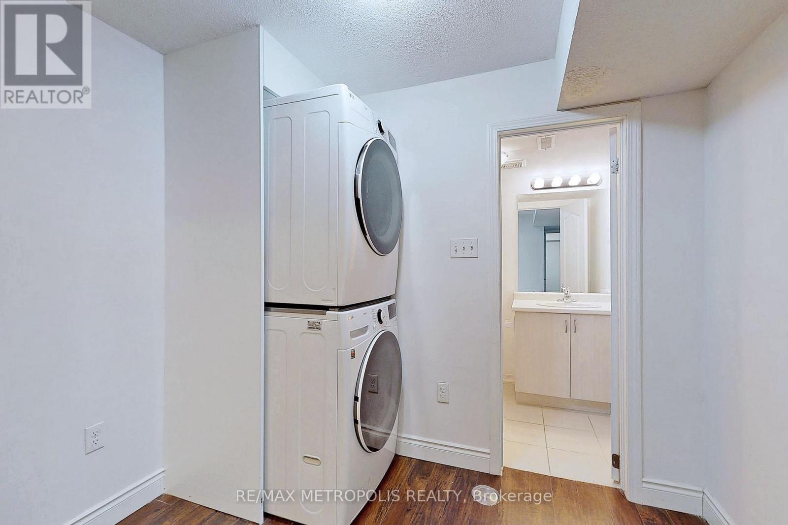 Lower - 2284 Whitewood Crescent, Innisfil, Ontario  L9S 0G3 - Photo 21 - N12873420