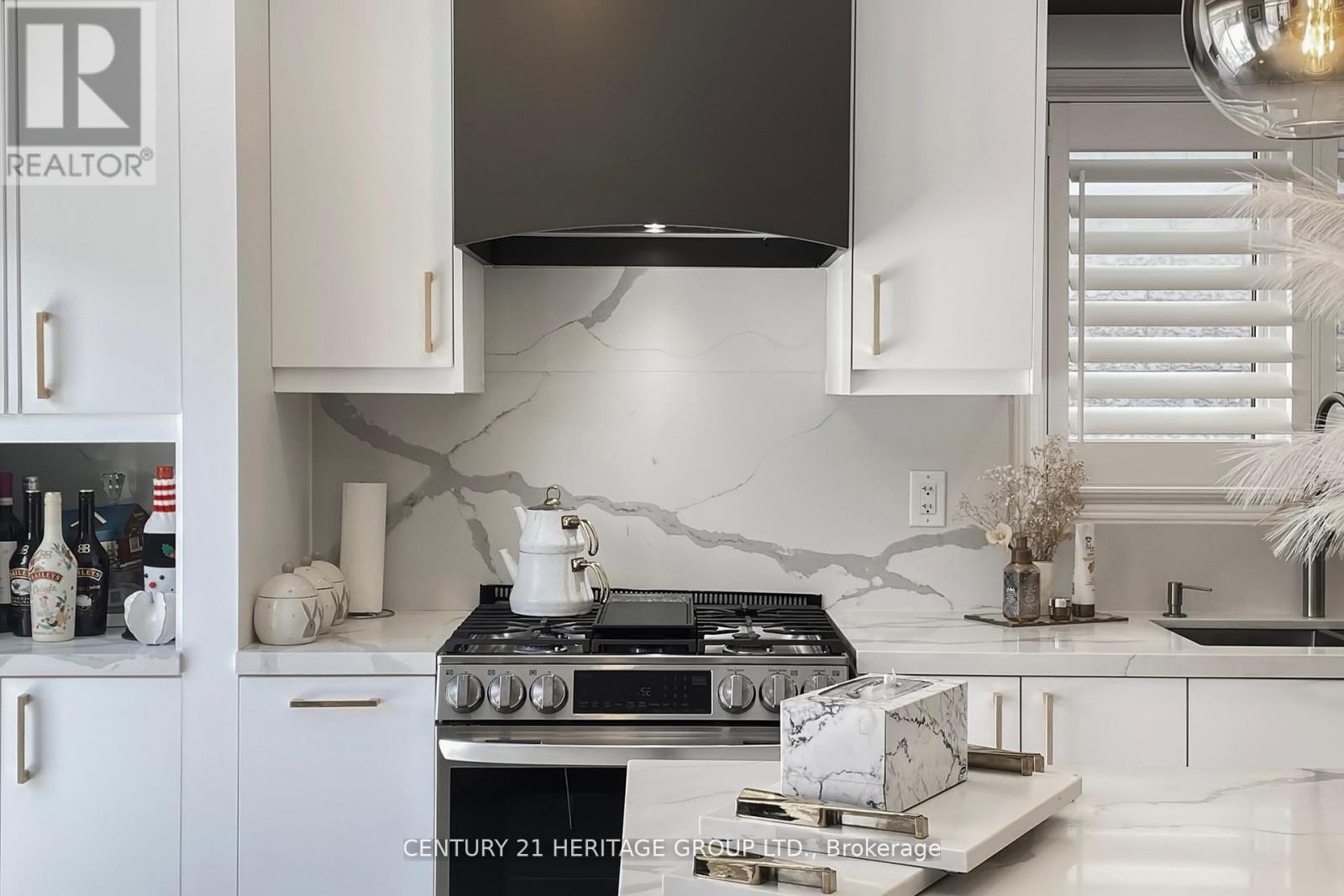 Main & 2nd - 58 Russel Drive, Bradford West Gwillimbury, Ontario  L3Z 0M9 - Photo 11 - N12873438