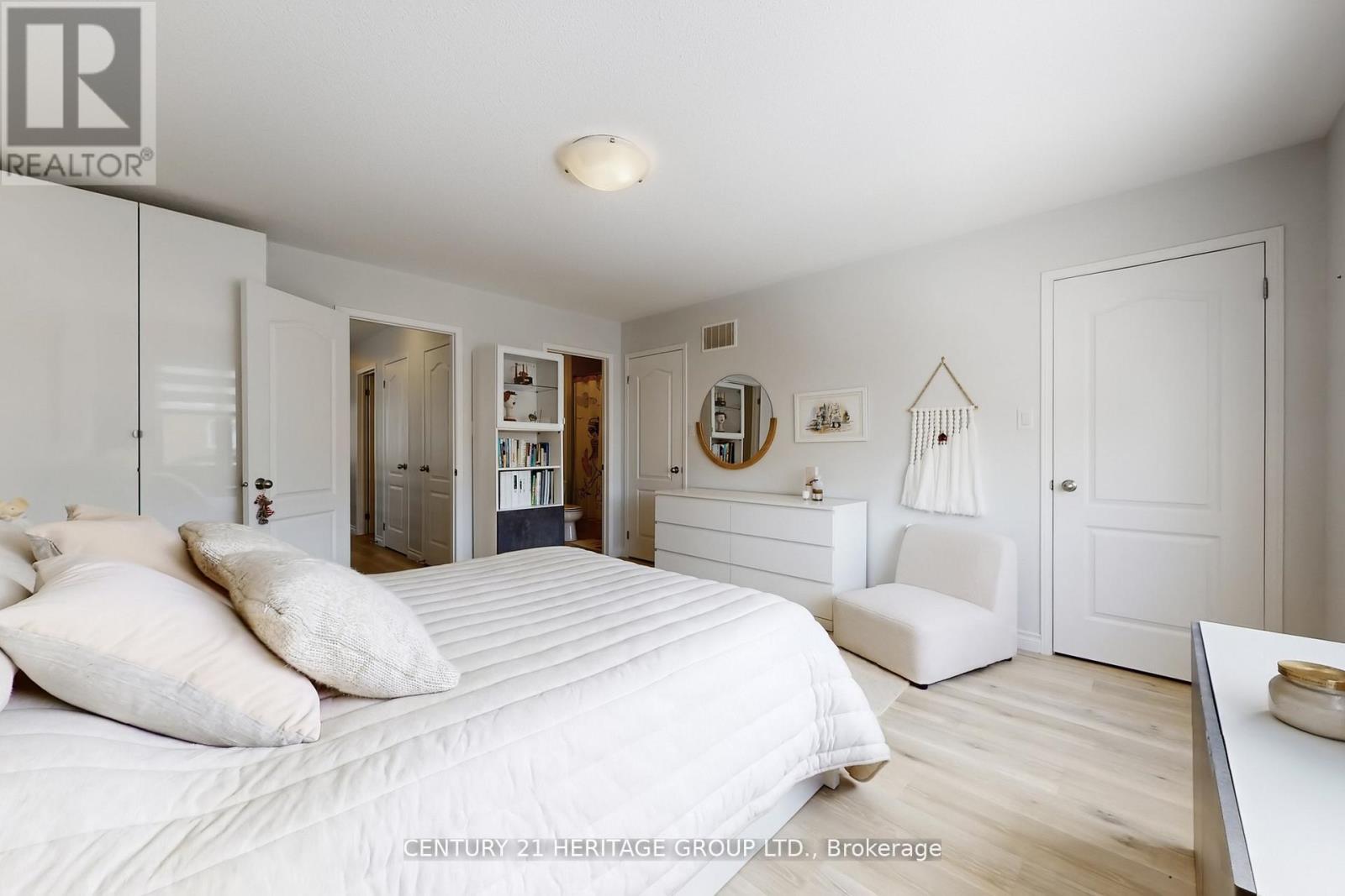 Main & 2nd - 58 Russel Drive, Bradford West Gwillimbury, Ontario  L3Z 0M9 - Photo 26 - N12873438