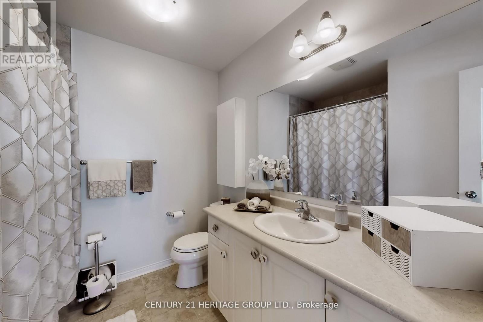 Main & 2nd - 58 Russel Drive, Bradford West Gwillimbury, Ontario  L3Z 0M9 - Photo 31 - N12873438