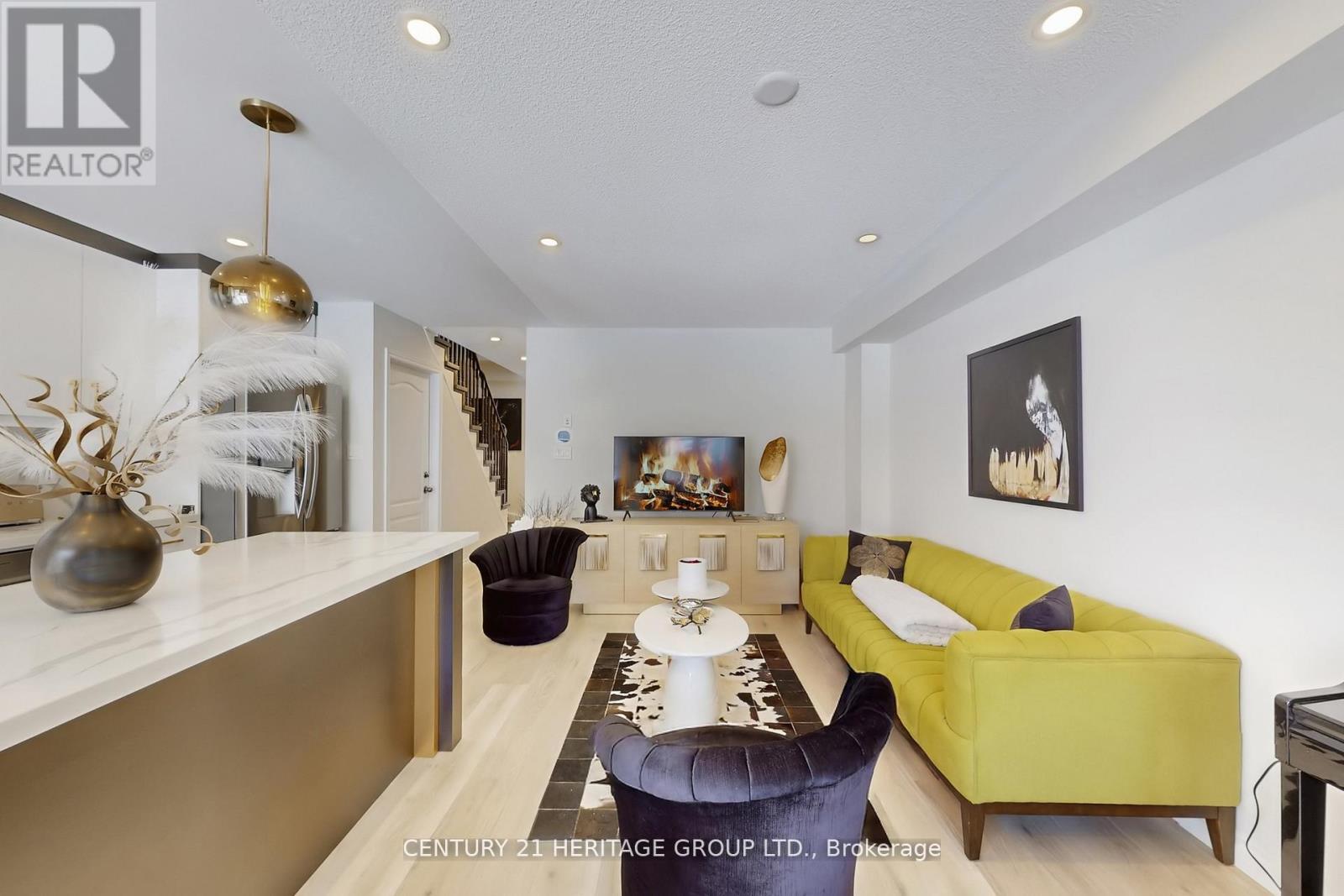 Main & 2nd - 58 Russel Drive, Bradford West Gwillimbury, Ontario  L3Z 0M9 - Photo 5 - N12873438