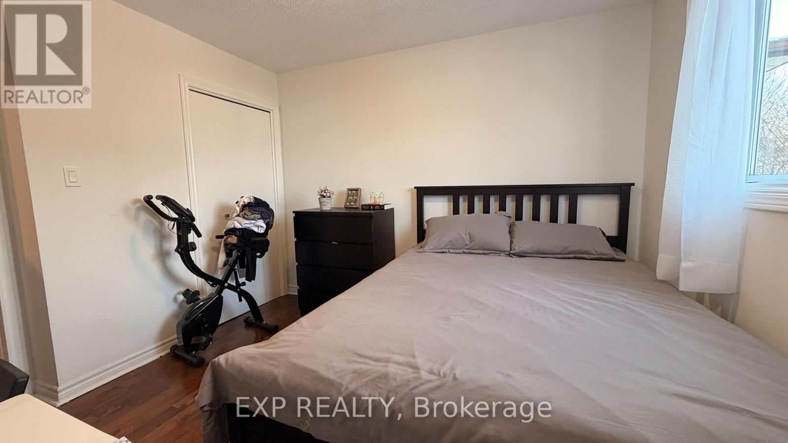 7 Rak Court, Bradford West Gwillimbury, Ontario  L3Z 2X2 - Photo 22 - N12873454