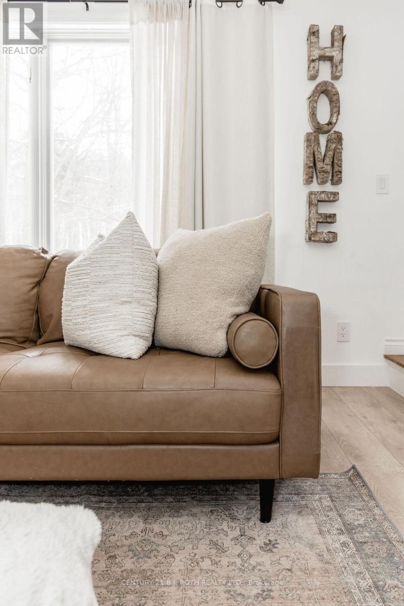 7 Priest Avenue, Springwater, Ontario  L9X 0G9 - Photo 14 - S12873340