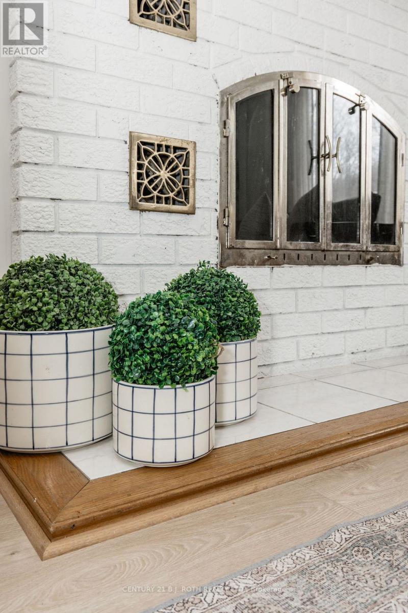 7 Priest Avenue, Springwater, Ontario  L9X 0G9 - Photo 15 - S12873340