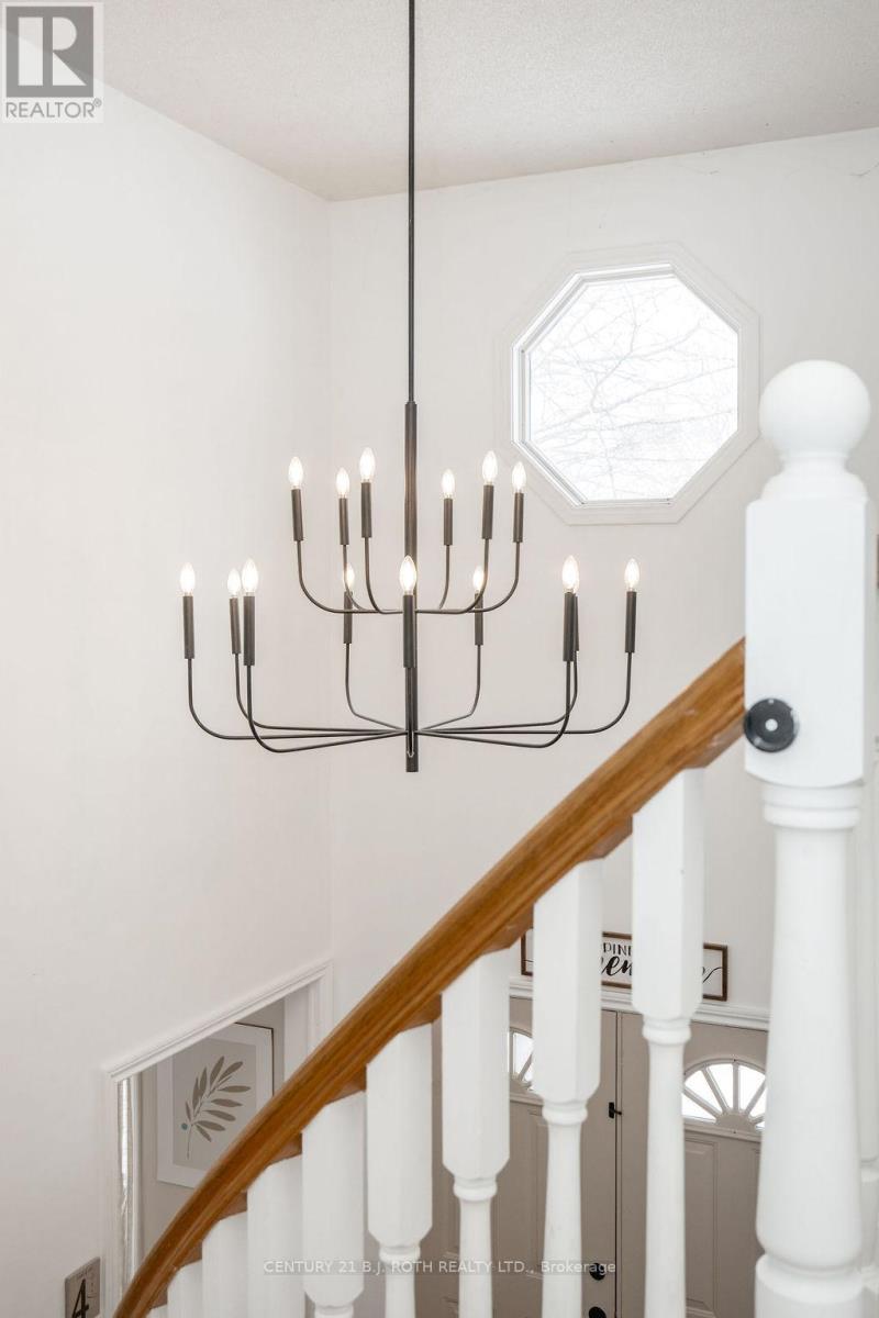 7 Priest Avenue, Springwater, Ontario  L9X 0G9 - Photo 22 - S12873340