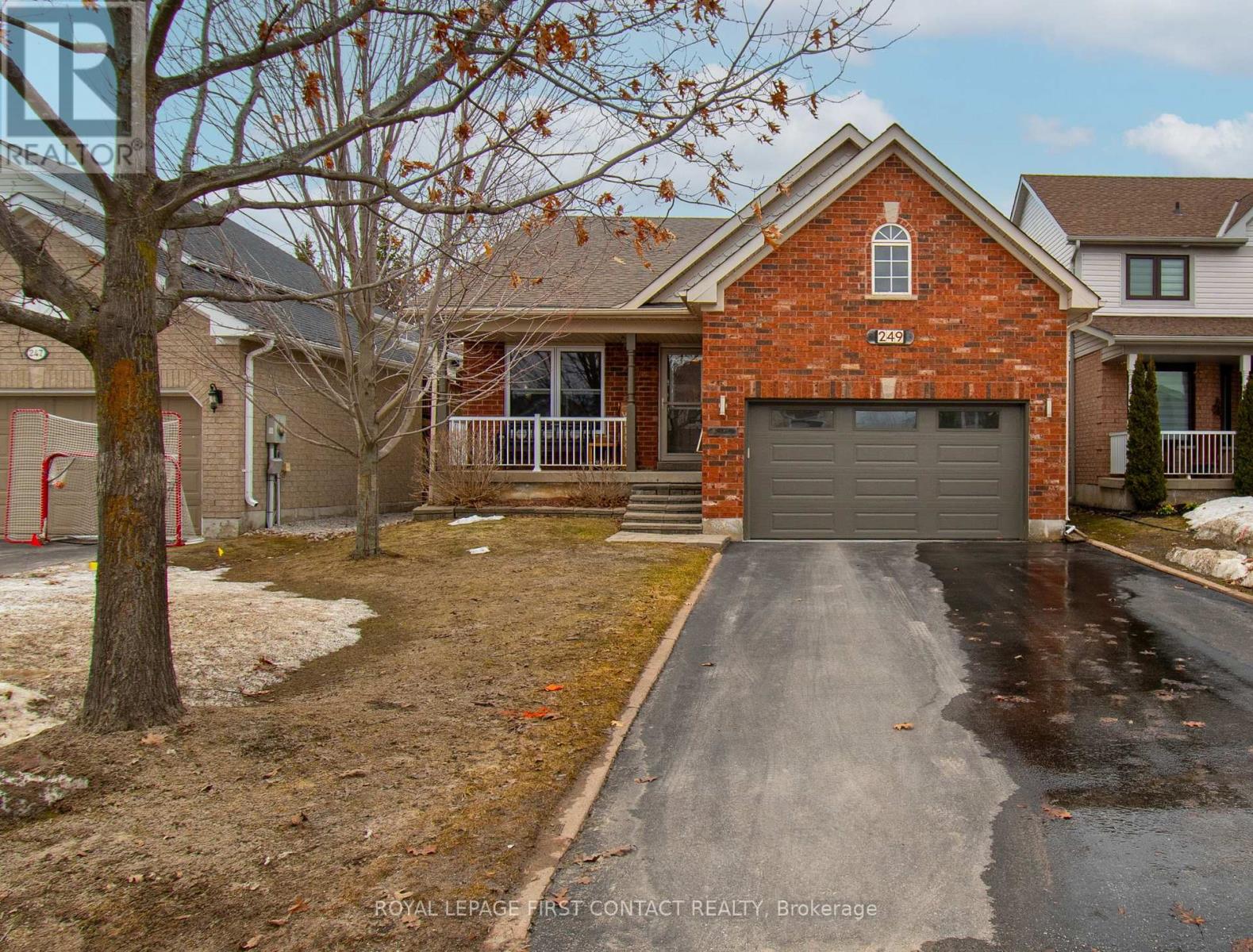 249 ESTHER DRIVE, Barrie, Ontario
