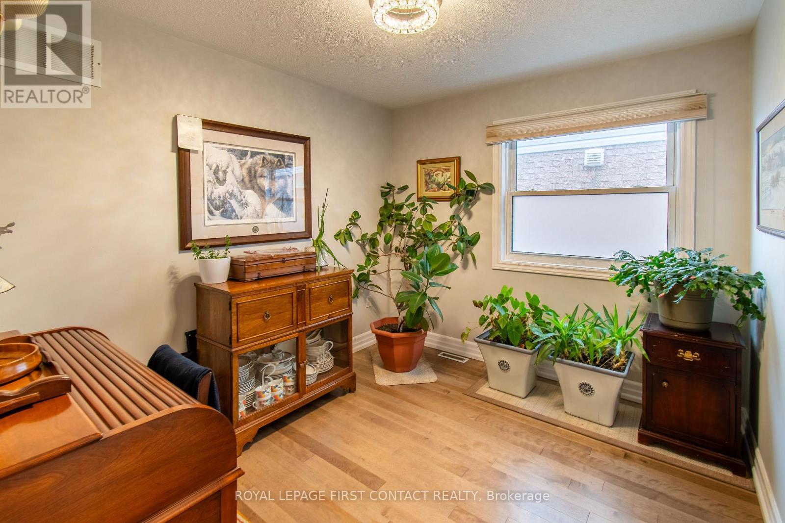 249 Esther Drive, Barrie, Ontario  L4N 0G3 - Photo 15 - S12873356