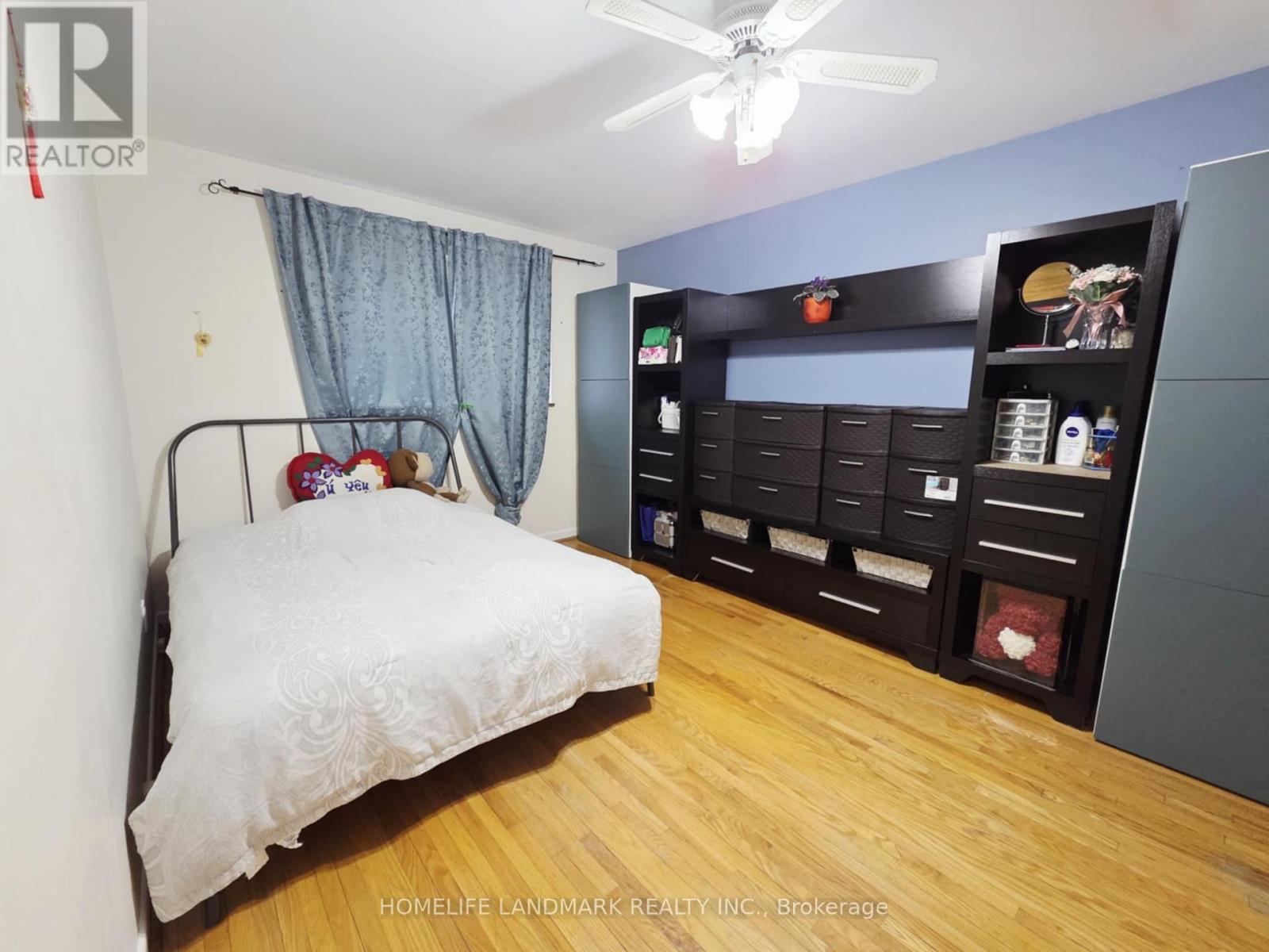 7 Burtonwood Crescent, Toronto, Ontario  M9V 3L9 - Photo 8 - W12873328