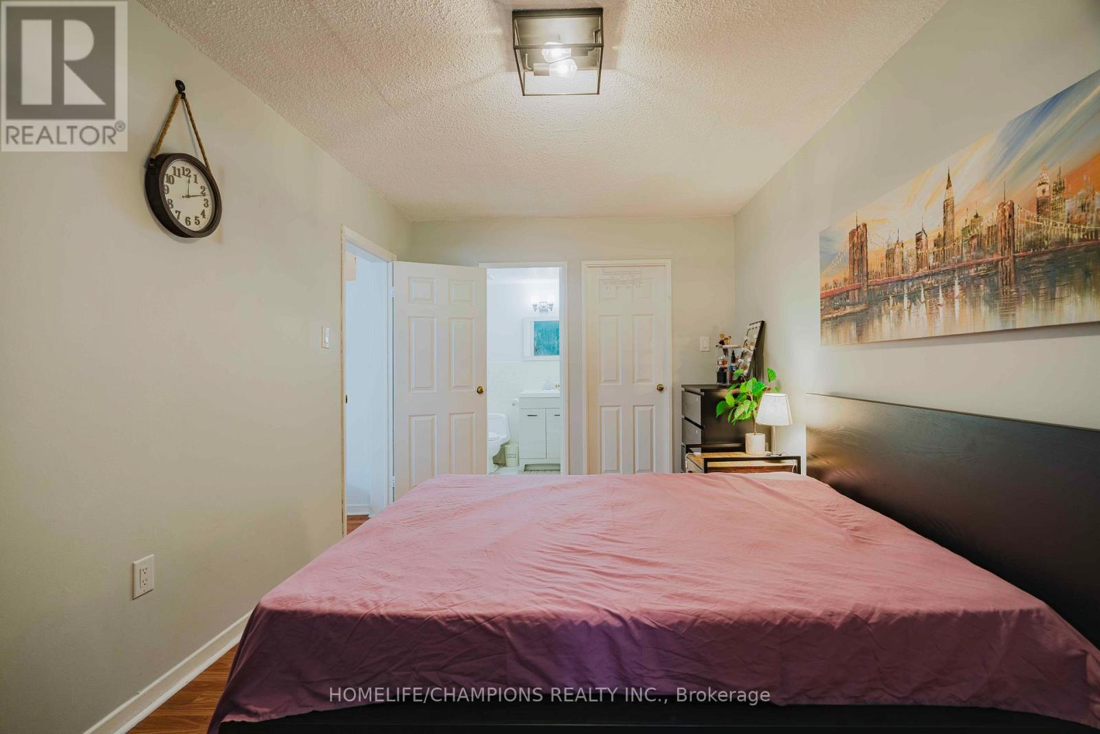 205 - 1050 Stainton Drive, Mississauga, Ontario  L5C 2T8 - Photo 21 - W12873368