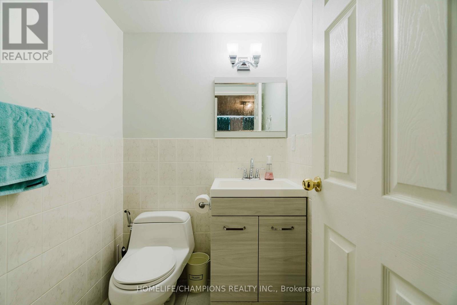 205 - 1050 Stainton Drive, Mississauga, Ontario  L5C 2T8 - Photo 22 - W12873368