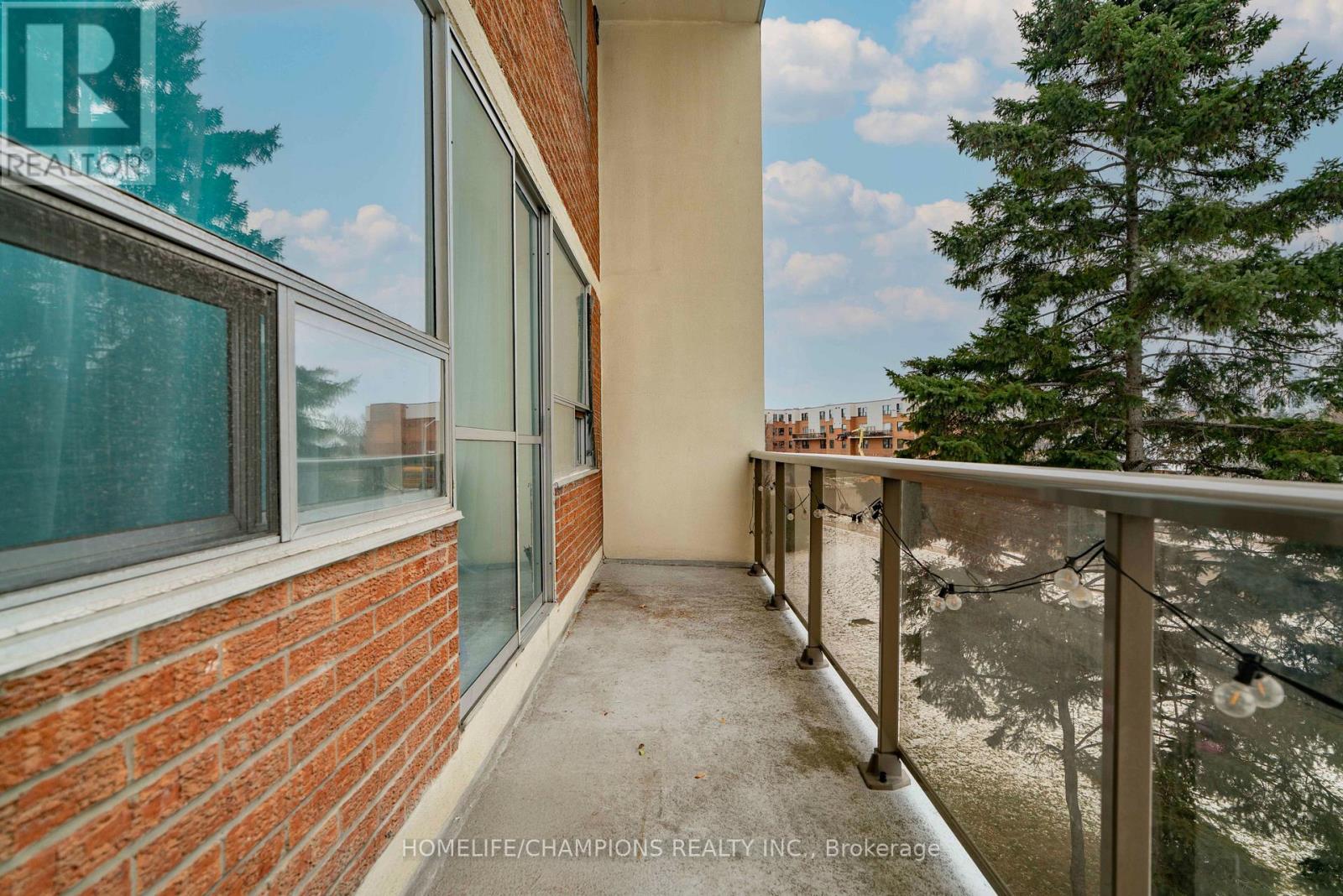 205 - 1050 Stainton Drive, Mississauga, Ontario  L5C 2T8 - Photo 32 - W12873368