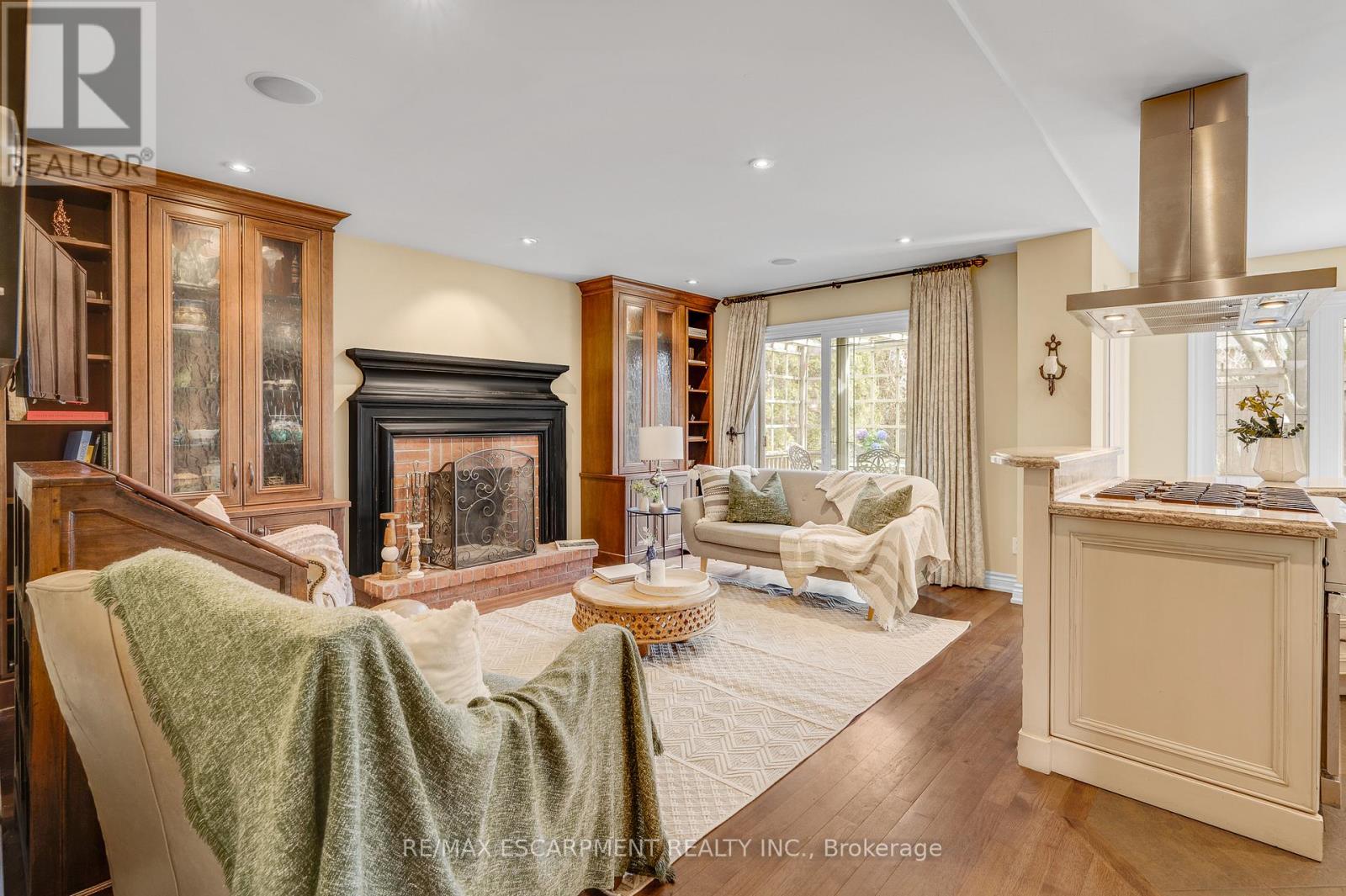 333 Claremont Crescent, Oakville, Ontario  L6J 6J9 - Photo 16 - W12873370