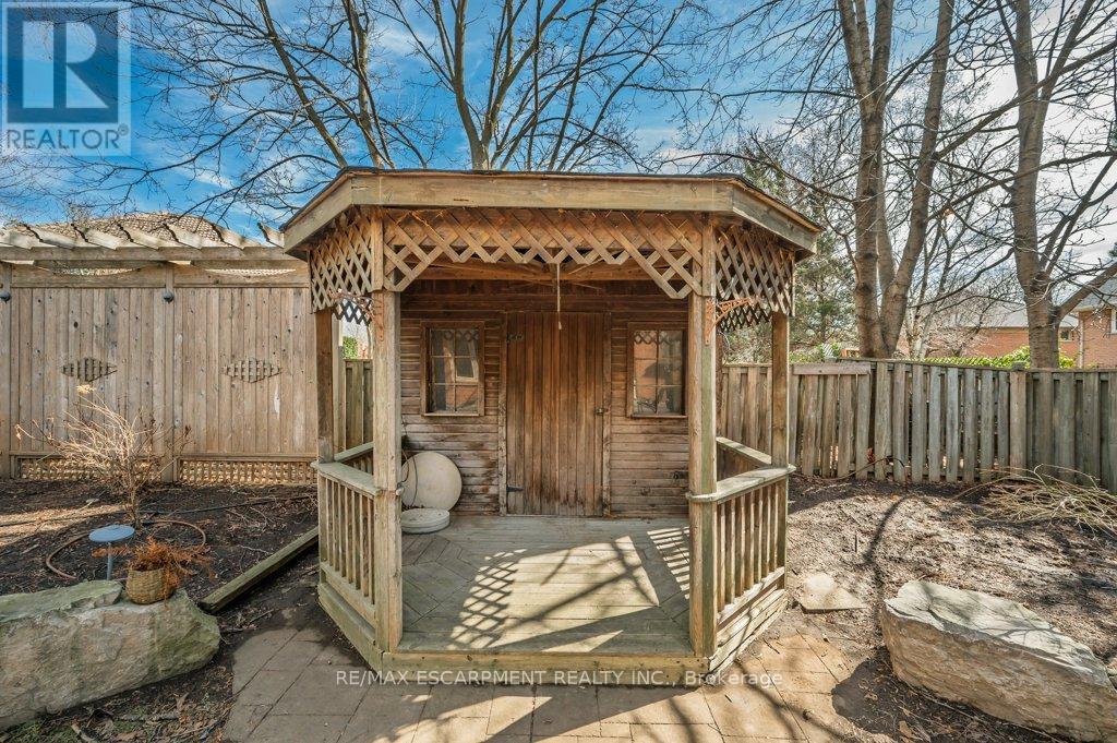 333 Claremont Crescent, Oakville, Ontario  L6J 6J9 - Photo 40 - W12873370