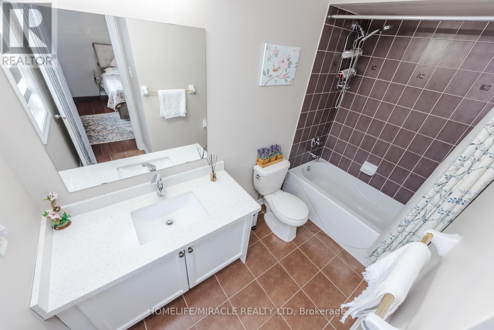 28 Iverson Drive, Brampton, Ontario  L6X 0L6 - Photo 30 - W12873394