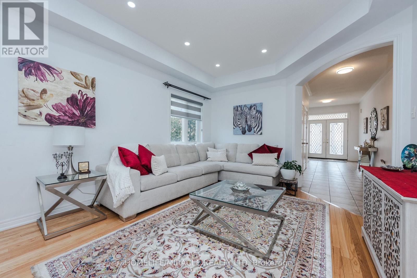 28 Iverson Drive, Brampton, Ontario  L6X 0L6 - Photo 9 - W12873394