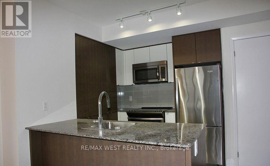 1110 - 9 Valhalla Inn Road, Toronto, Ontario  M9B 0B2 - Photo 5 - W12873450