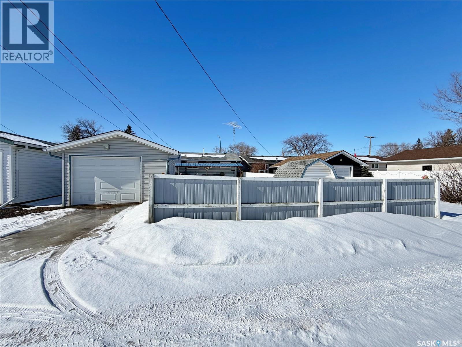 811 Willow Street, Moosomin, Saskatchewan  S0G 3N0 - Photo 35 - SK030189